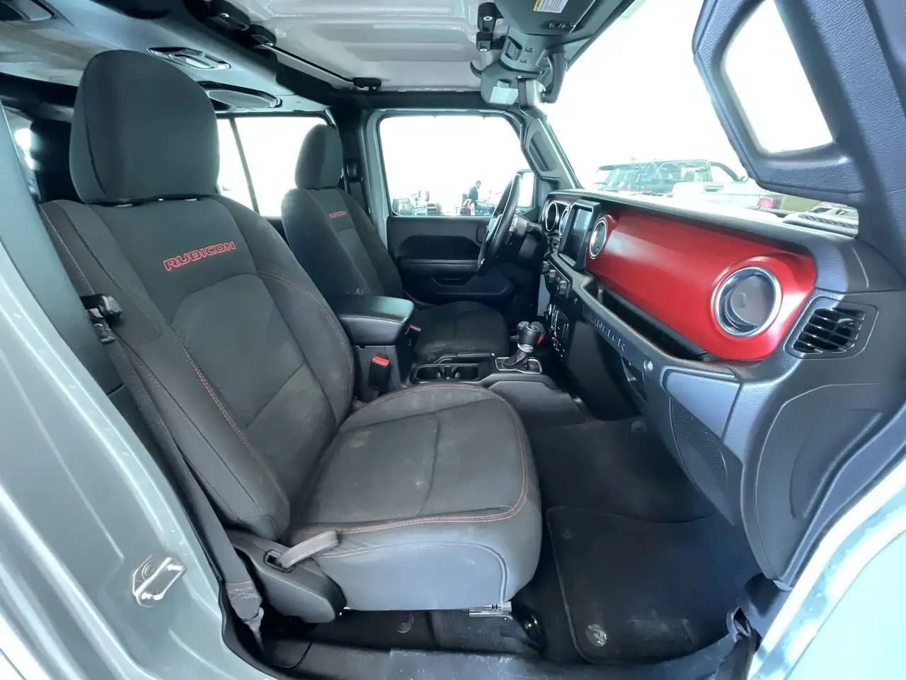 Jeep Wrangler снимка Jeep Wrangler