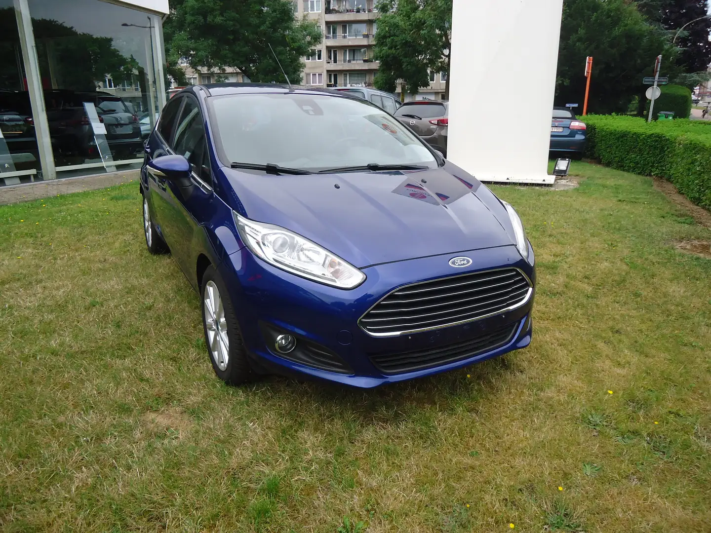 Ford Fiesta Fiesta 1.0 EcoBoost Titanium Blauw - 2