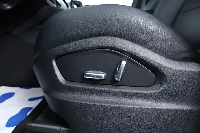 Porsche Cayenne III E-Hybrid PHEV HEAD UP PANO LUFT MEGAVOLL!!! Ansicht 18