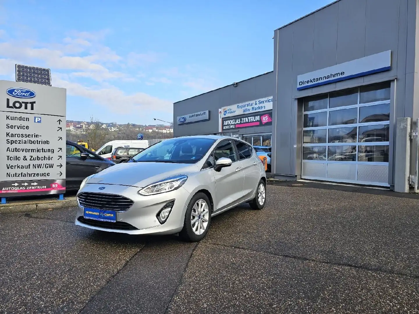 Ford Fiesta Titanium AUTOMATIK *NAVI*KLIMA*TEMPO*KAM* Silber - 2