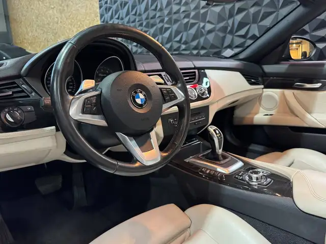 BMW Z4 view 14