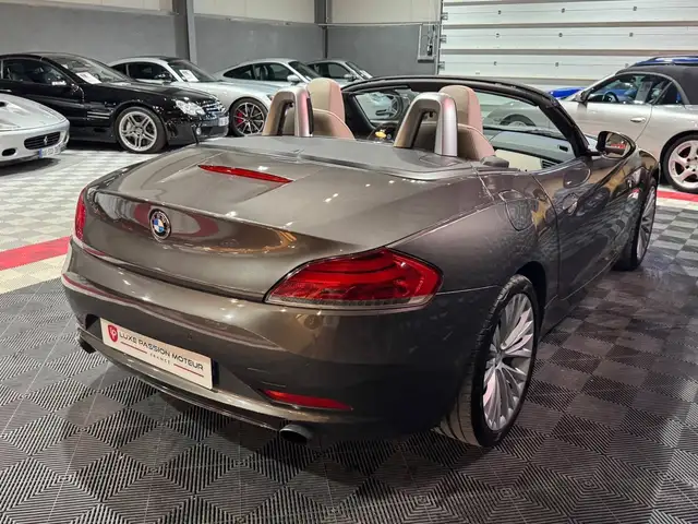 BMW Z4 view 4