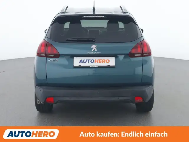 Peugeot 2008 view 5