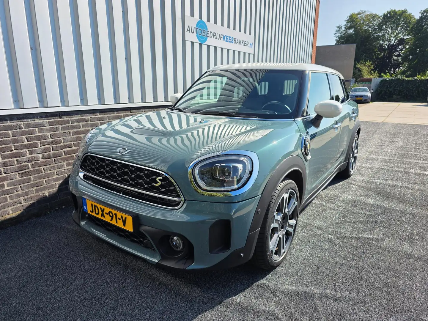 MINI Cooper SE Countryman Mini 2.0 ALL4 220 pk|Pano|Leder |Car.play |Sfeer Groen - 2