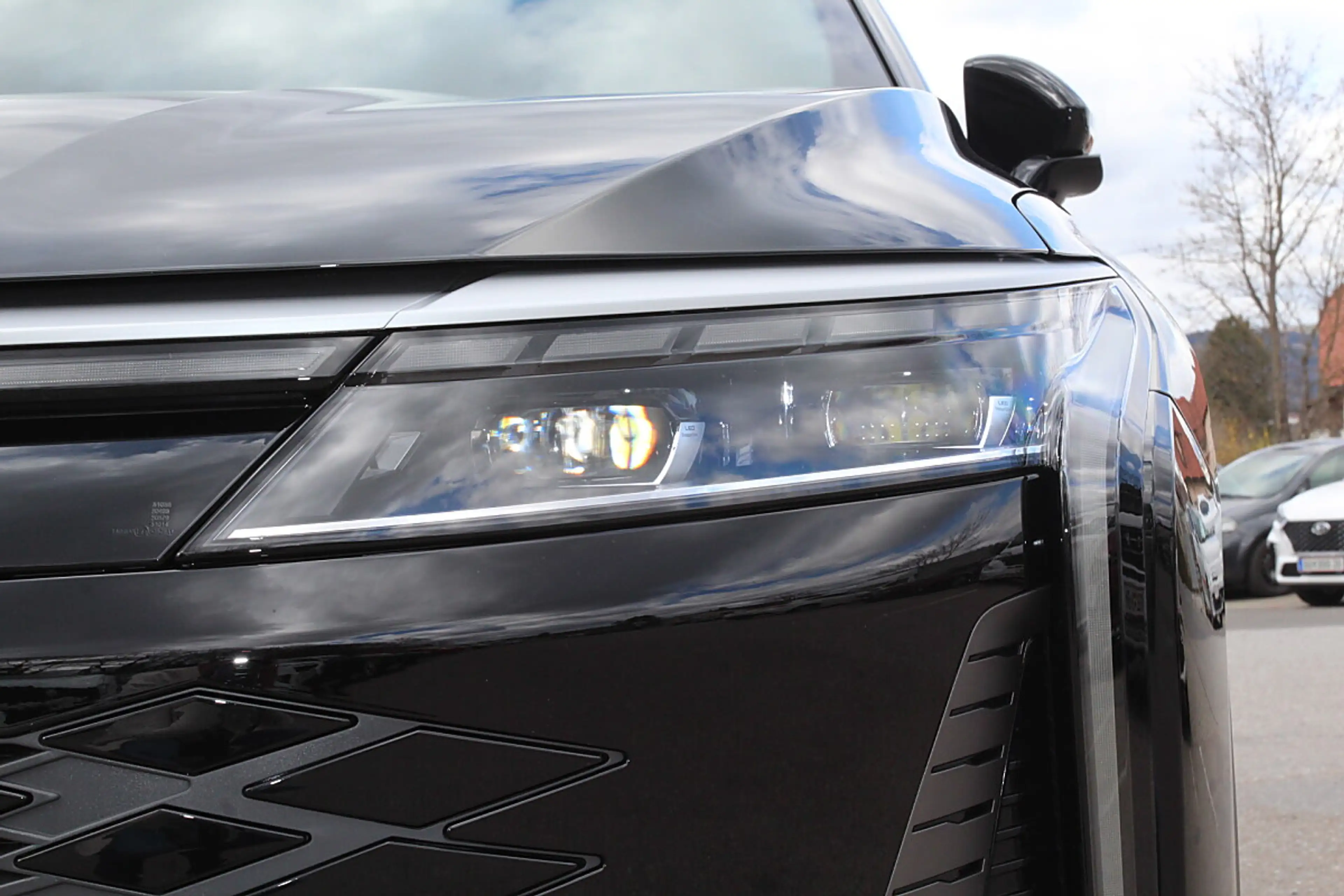 Omoda 9 PHEV 1.5TGDi Premium Line AWD — photo 3