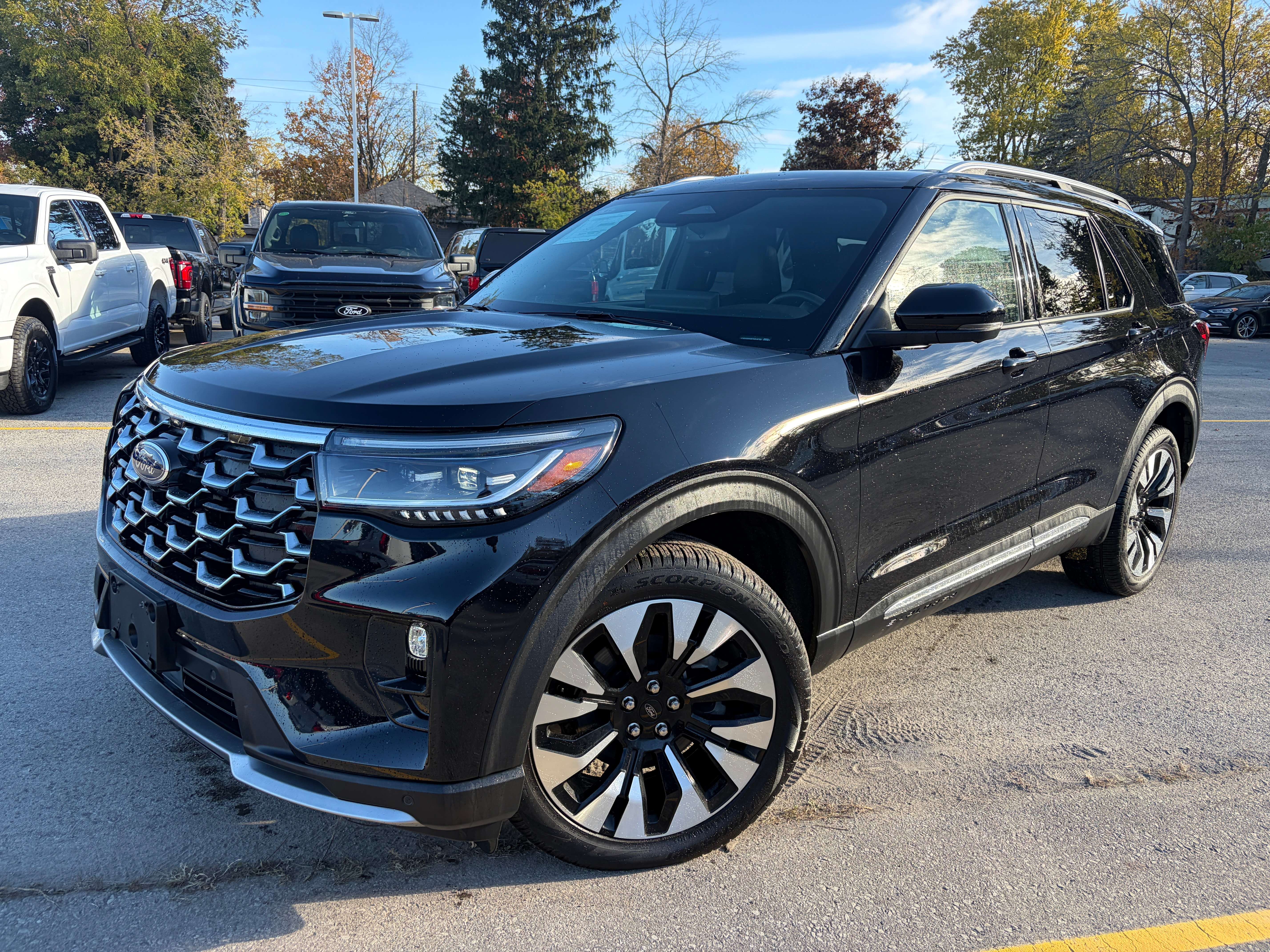 2026 Ford Explorer Platinum 4WD