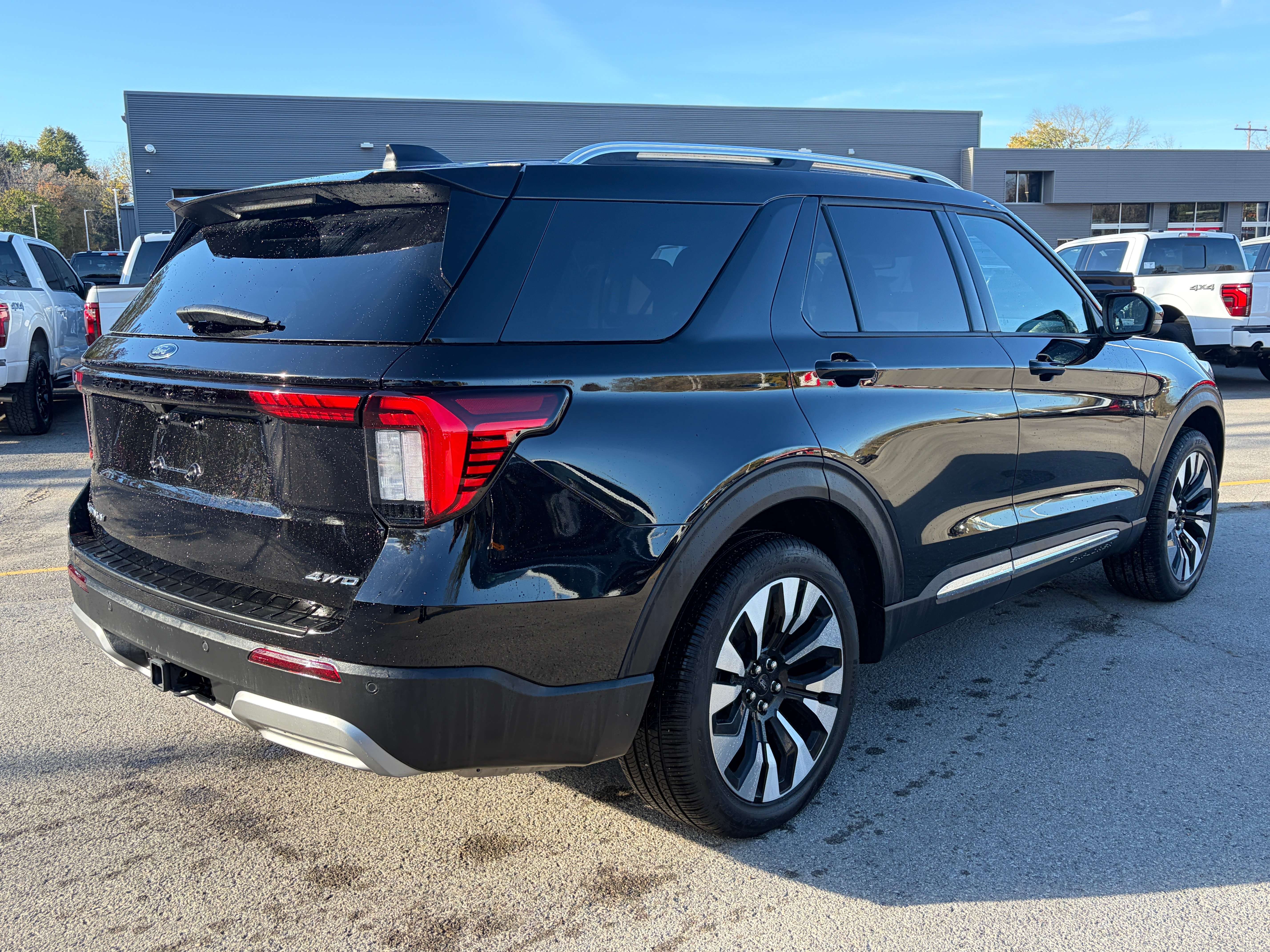 2026 Ford Explorer Platinum 4WD — снимка 5
