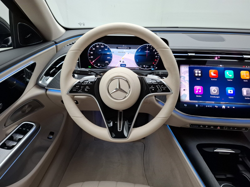 Mercedes-Benz E 300 E300de 4M Avantgarde Advanced Pano HUD Sitzklima — photo 14