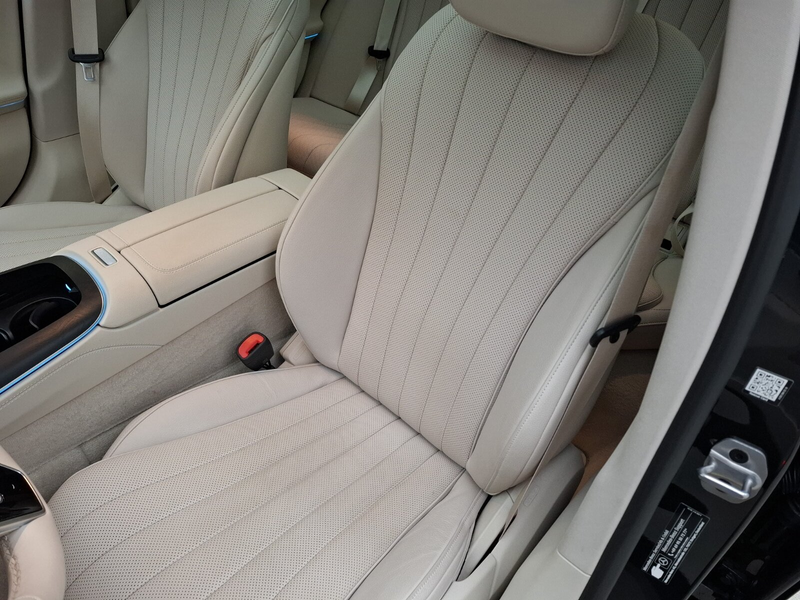 Mercedes-Benz E 300 E300de 4M Avantgarde Advanced Pano HUD Sitzklima — photo 11