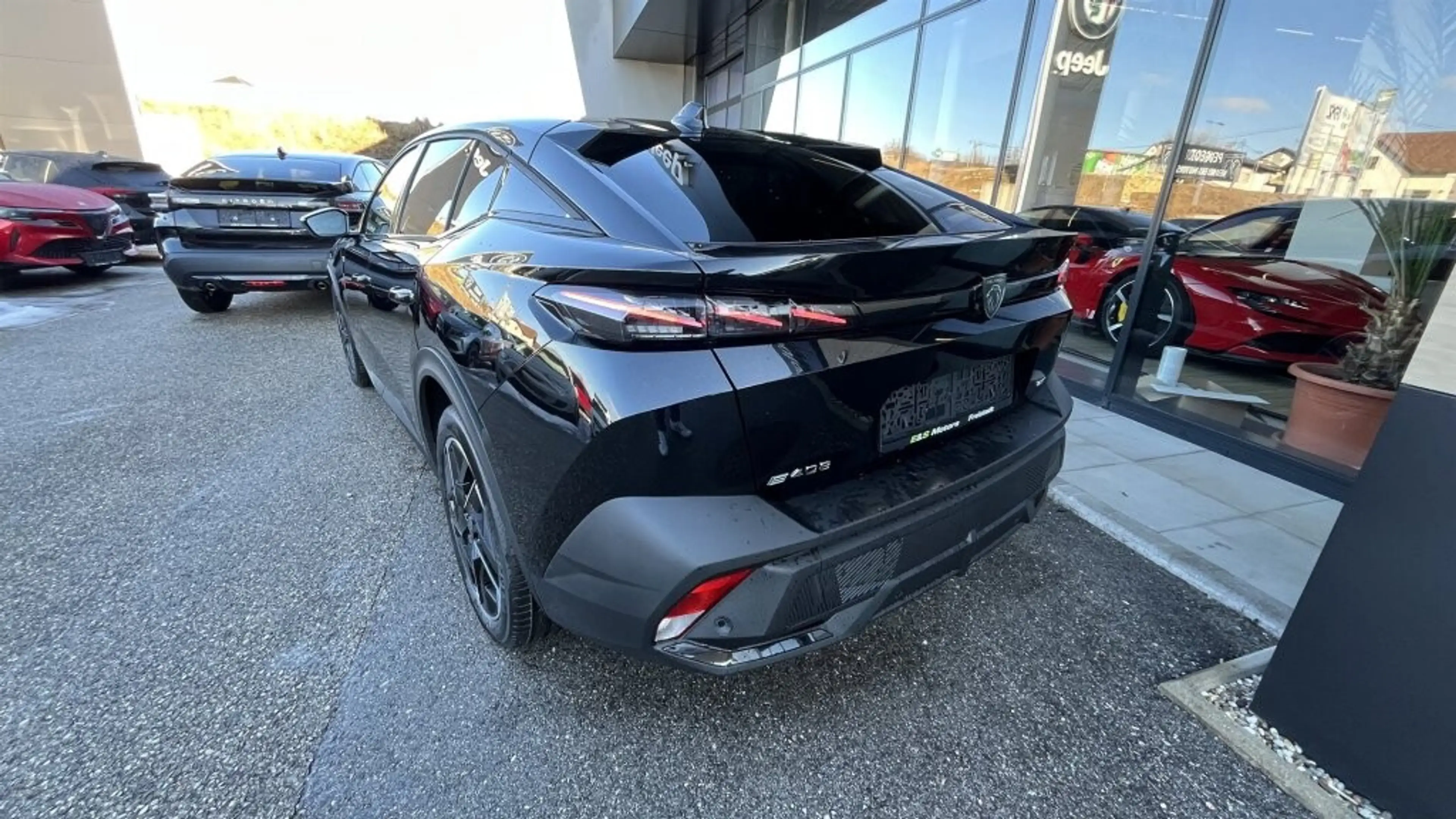 Peugeot 408 Elektro 210 58kWh GT — photo 3