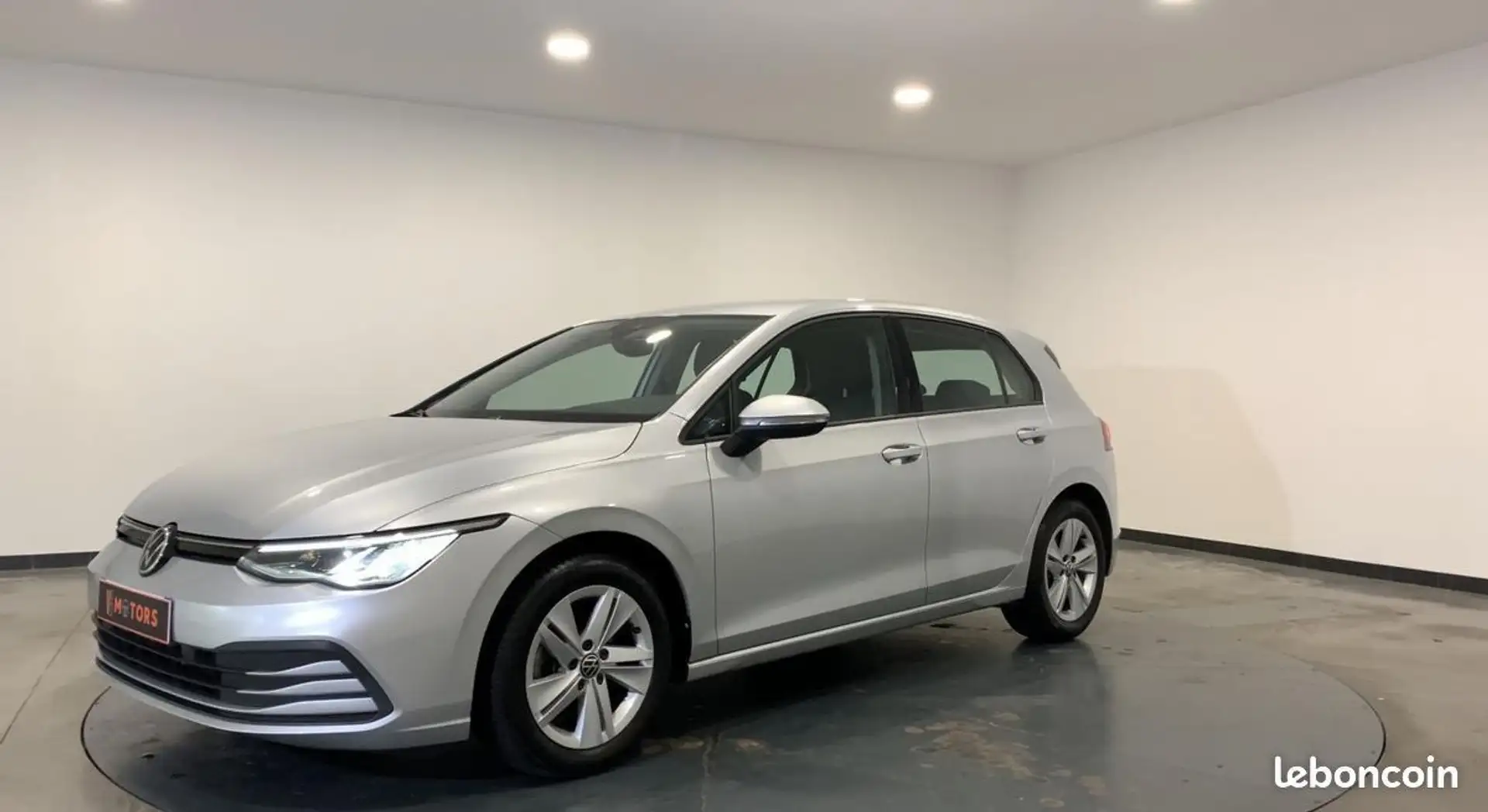 Volkswagen Golf 1.5 eTSI OPF 150 DSG7 Life Business 1st Grau - 1