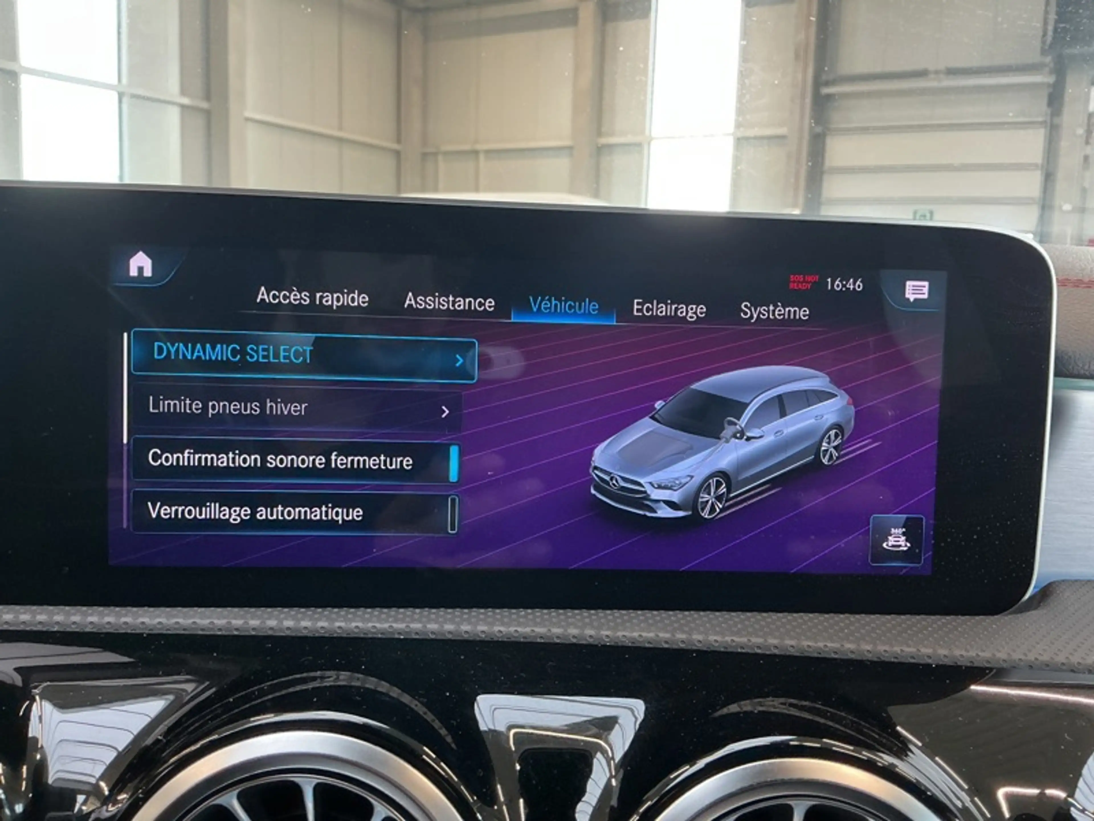 Mercedes-Benz CLA 180 Shooting Brake AMG Line — photo 10