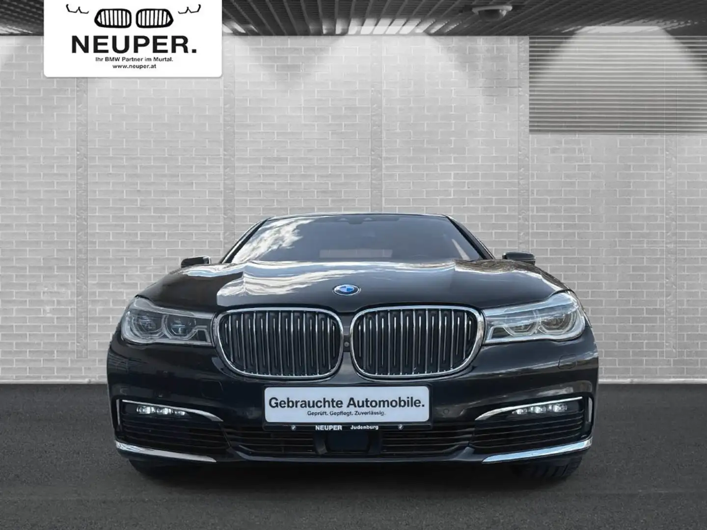 BMW 730 d xDrive Schwarz - 2