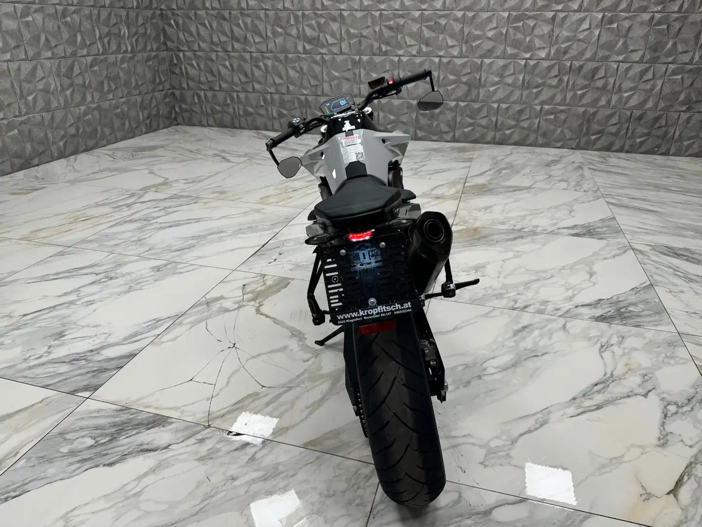 KTM 790 Duke Orange - 2
