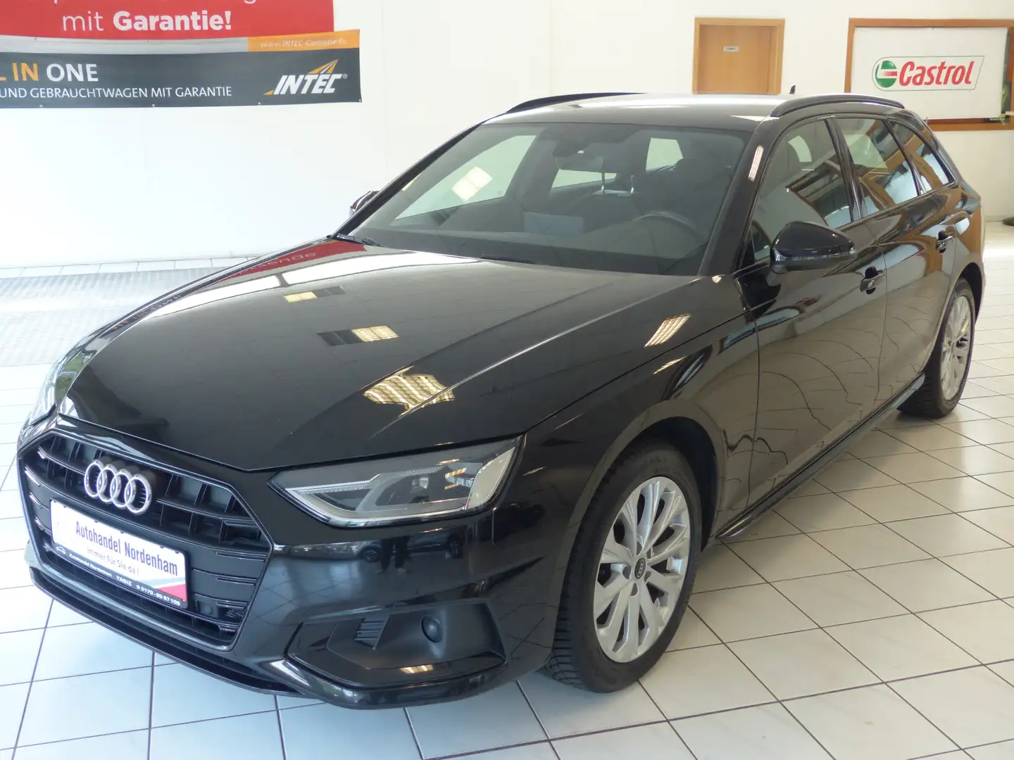Audi A4 35 TDI advanced*KLIMA*NAVI*SHZ*1.HAND* Schwarz - 2