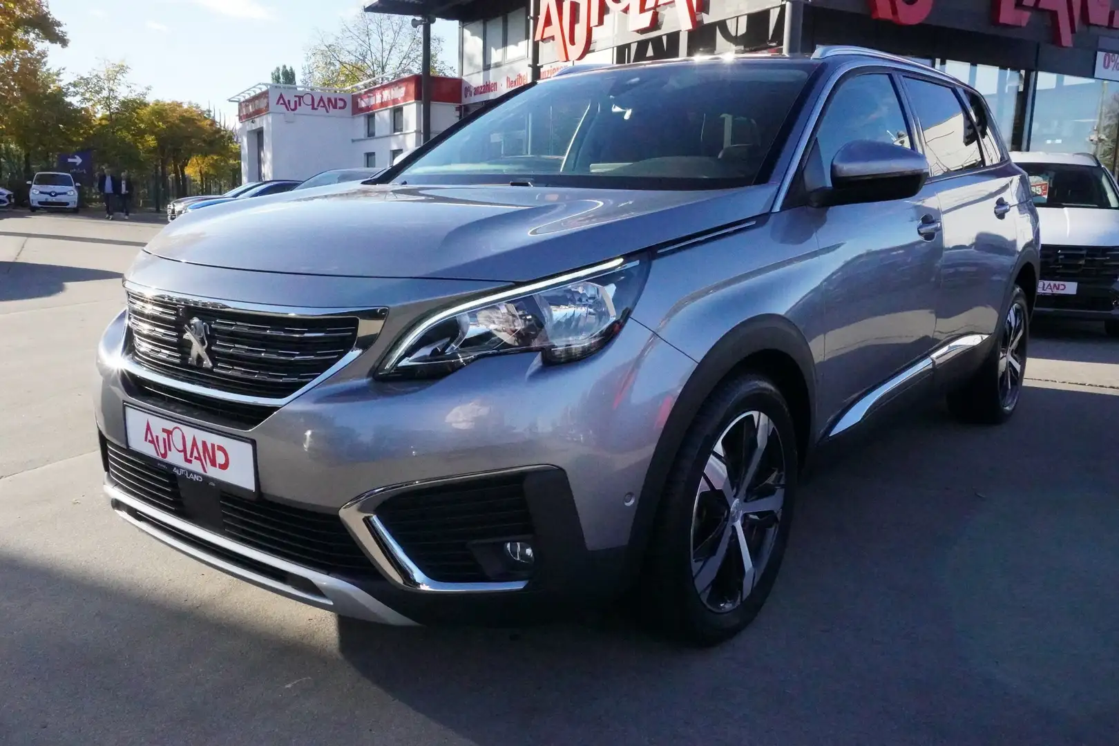 Peugeot 5008 1.6 Allure Navi 360° 7-Sitzer Keyless-Go Grau - 2