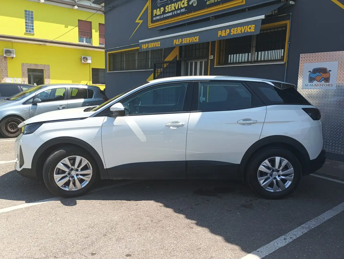 Peugeot 3008 3008 II 2021 1.5 bluehdi Active Pack s Bianco - 2