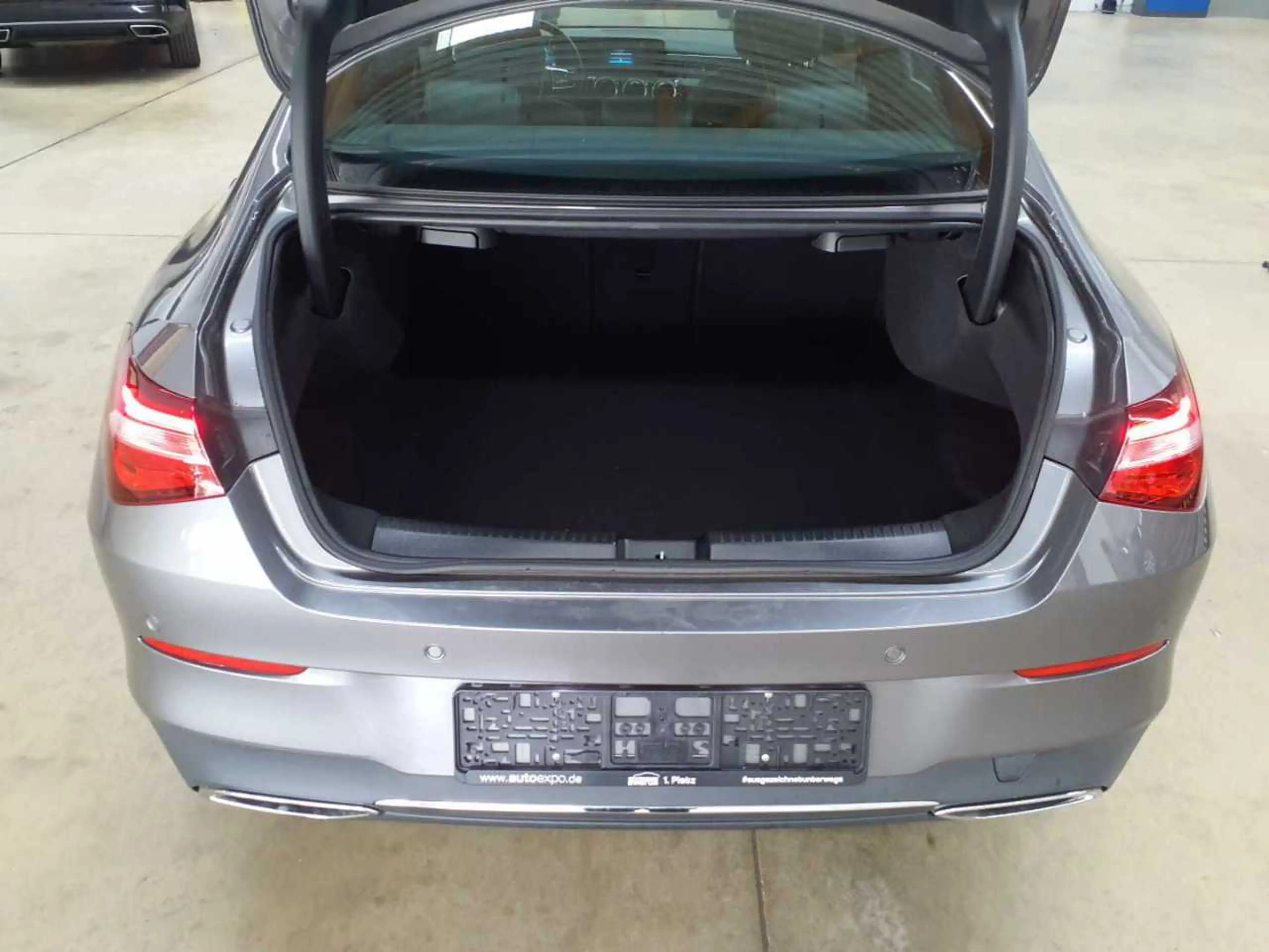 Mercedes-Benz CLA 220 CLA 220d 8G-Progressive KAM Totw. Temp — photo 9