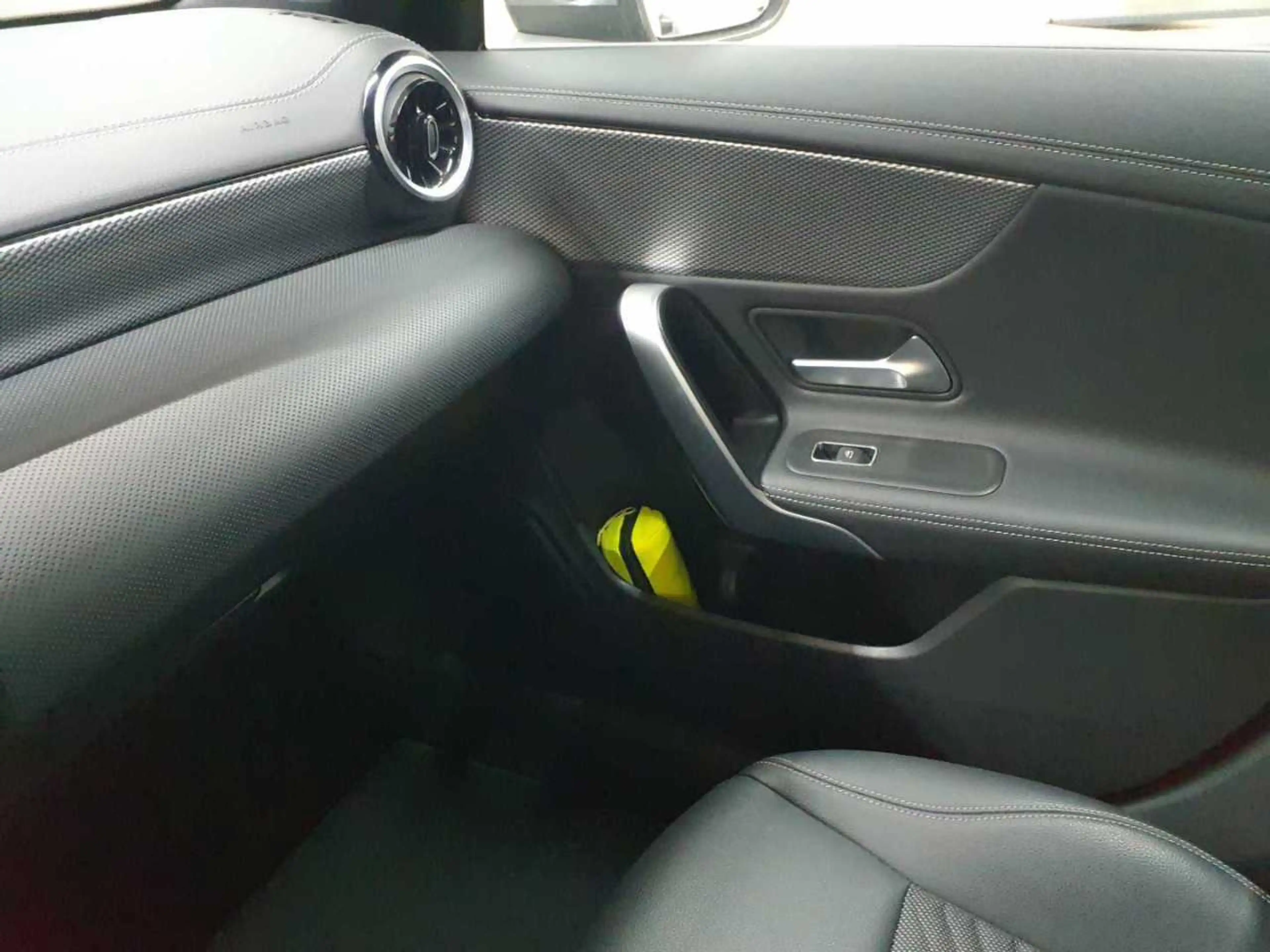 Mercedes-Benz CLA 220 CLA 220d 8G-Progressive KAM Totw. Temp — photo 15