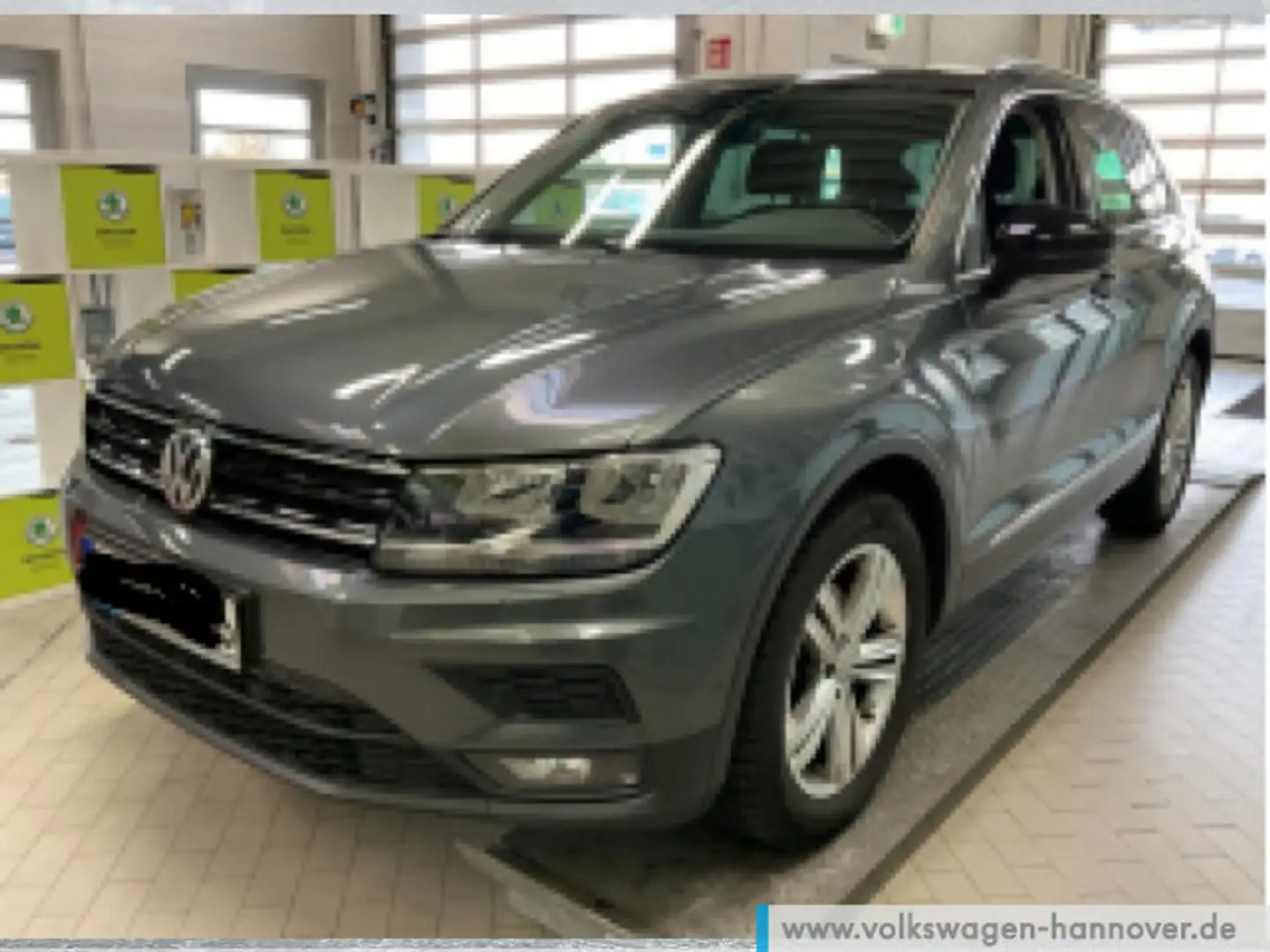 Volkswagen Tiguan 1.5 TSI Navi AHK IQ.DRIVE ACC Kamera STHZ Grau - 2
