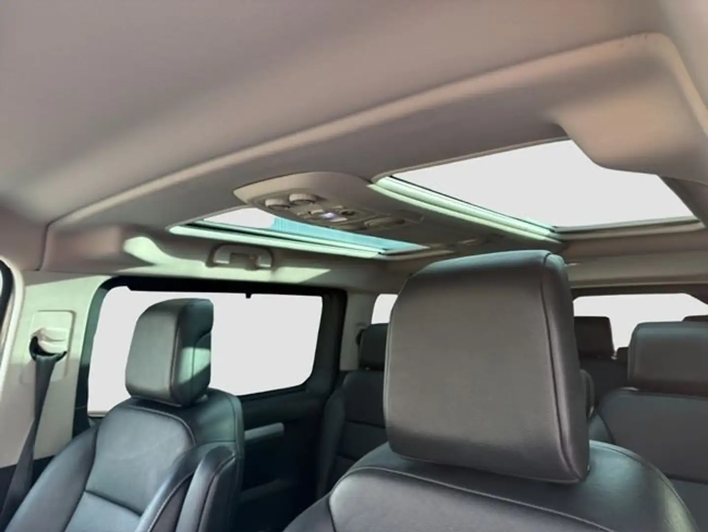 Peugeot Traveller Long Business VIP BlueHDi 180 S&S EAT8 Gris - 2