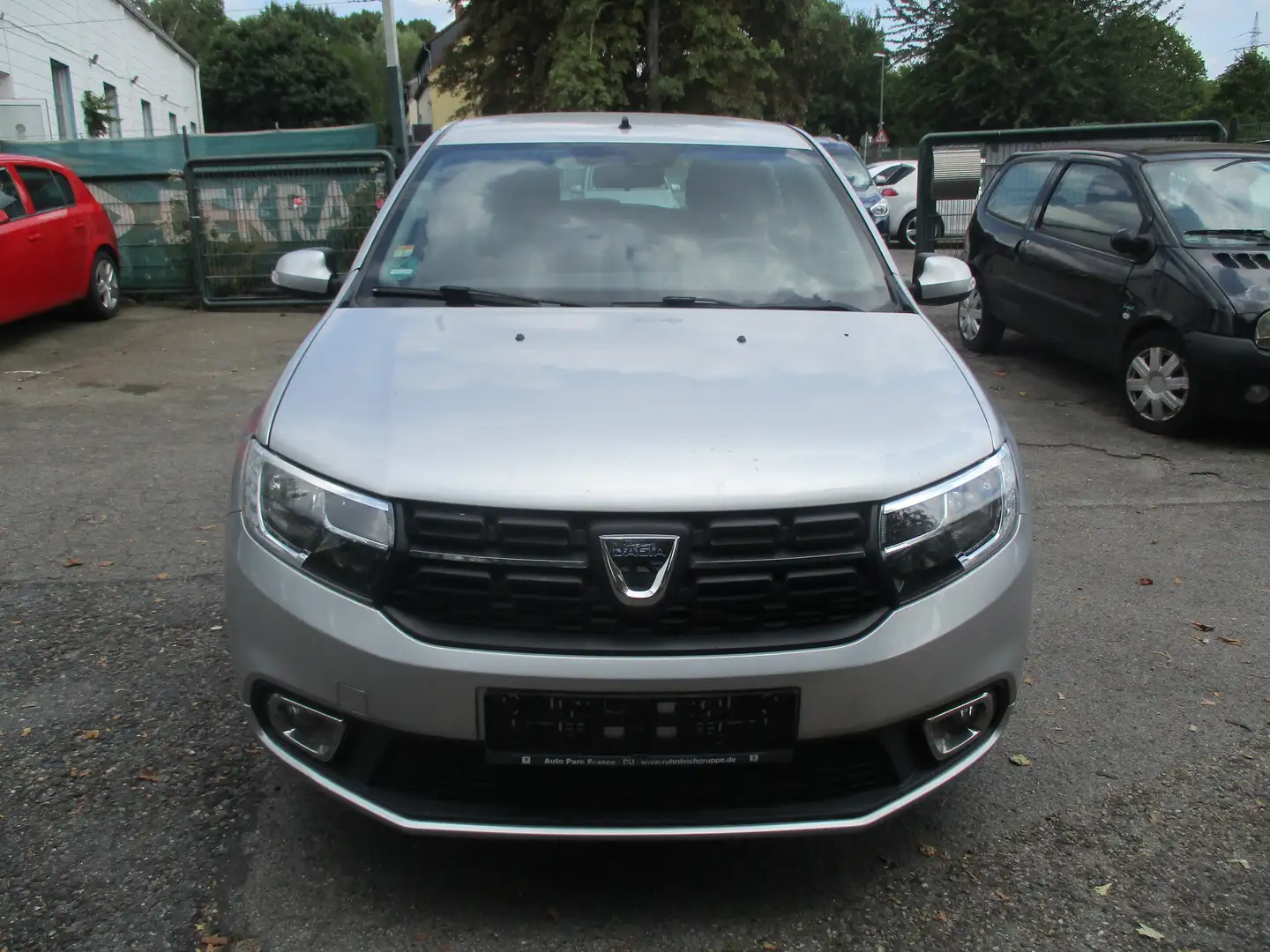 Dacia Sandero Essentiel Automatik - 2