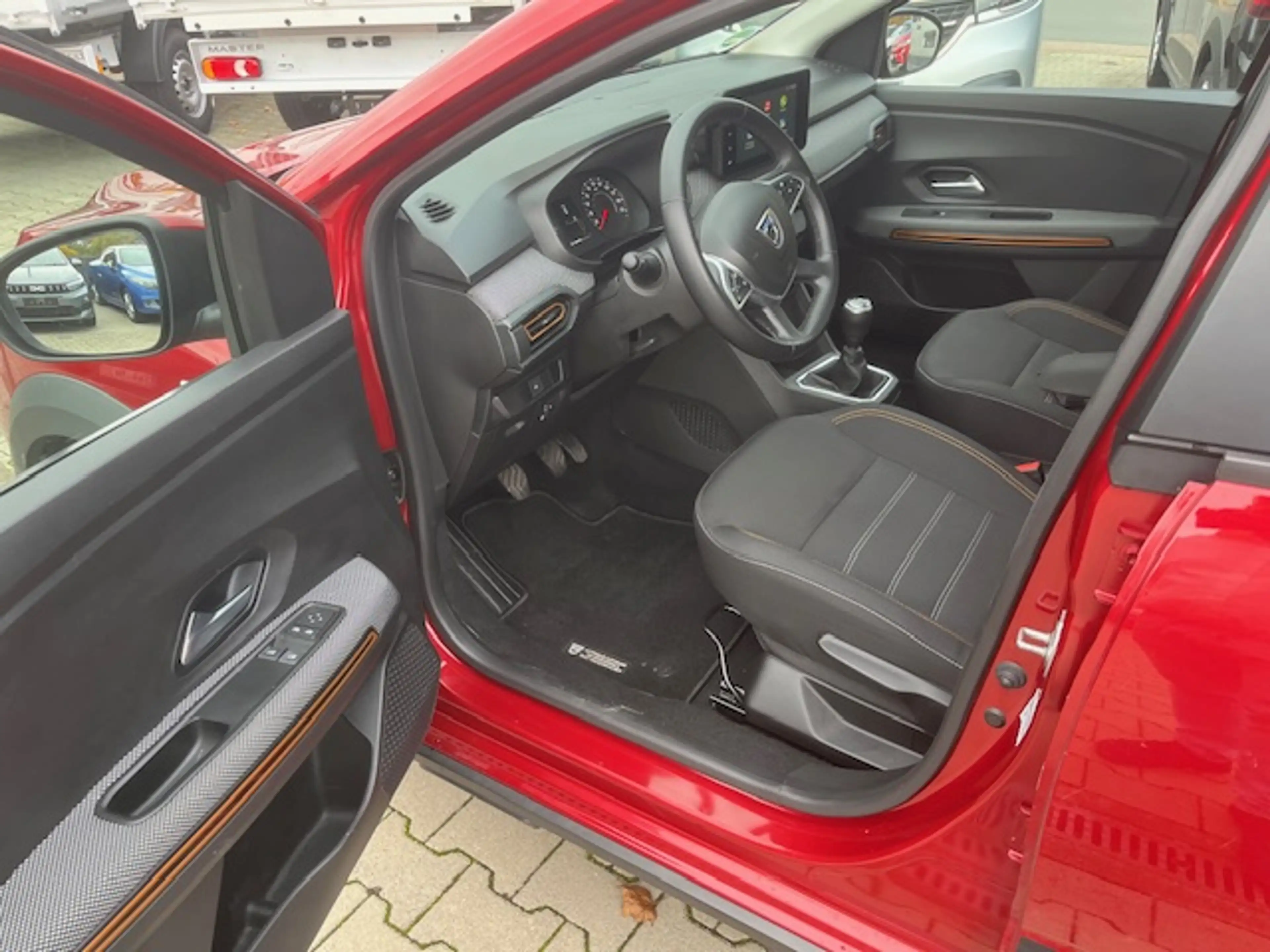 Dacia Sandero Stepway Comfort — photo 6