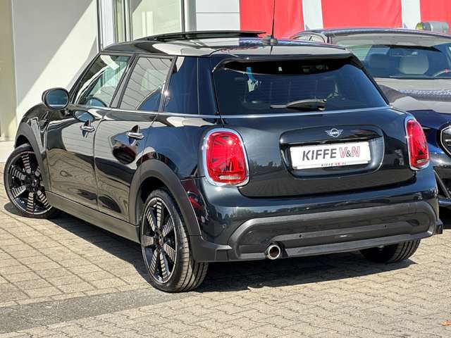 MINI Cooper 5-Türer Yours Trim PANO KAMERA HUD LEDER