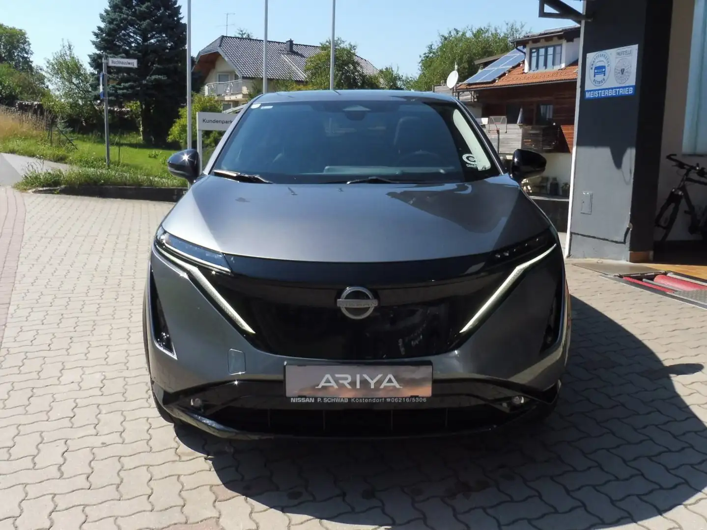 Nissan Ariya 87kWh Evolve Aut. Design Paket Grau - 2