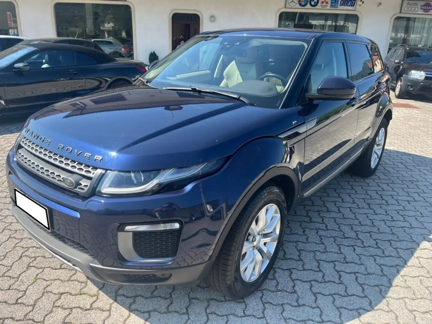 Land Rover Range Rover Evoque 2.0 eD4 5p. SE Dynamic Blauw - 1