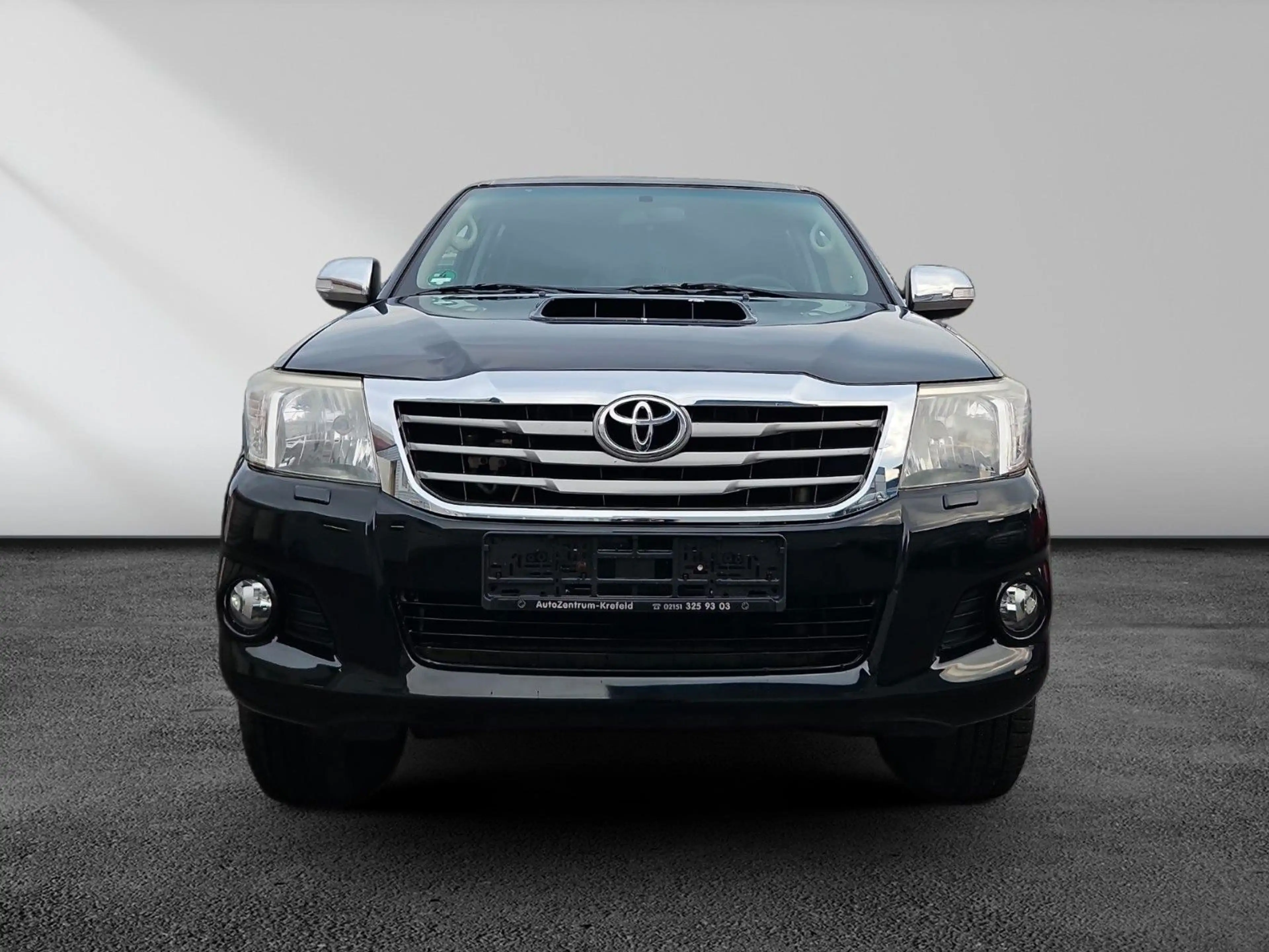 Toyota Hilux Double Cab Comfort 4x4 — photo 8