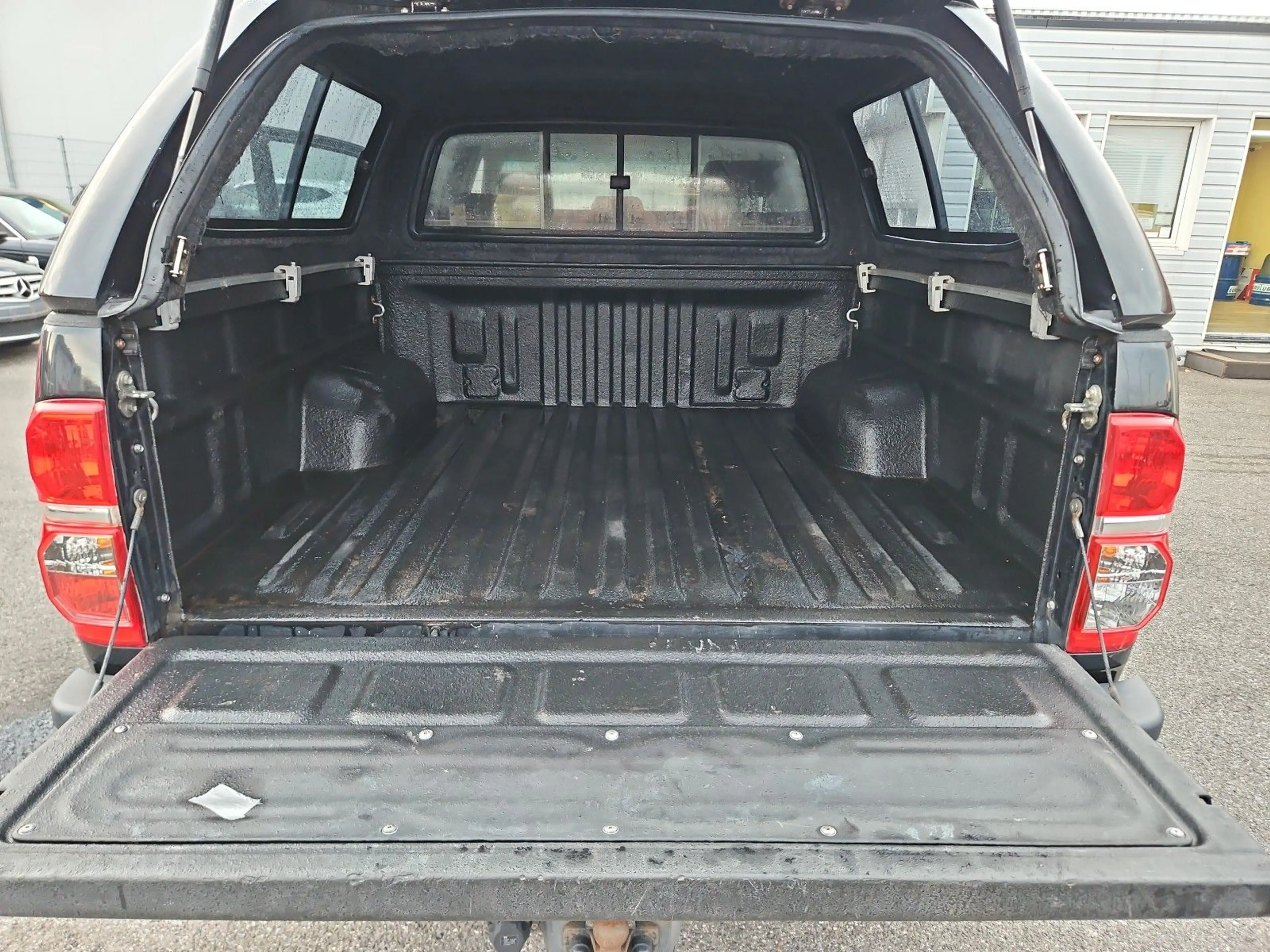 Toyota Hilux Double Cab Comfort 4x4 — photo 12