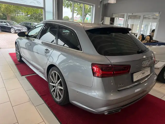 Audi A6 Avant view 8