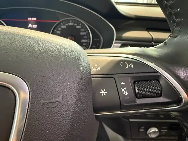 Audi A6 Avant view 14