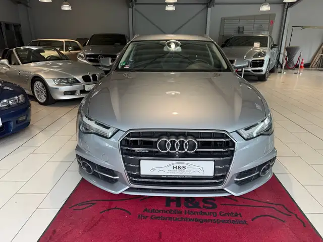 Audi A6 Avant view 2