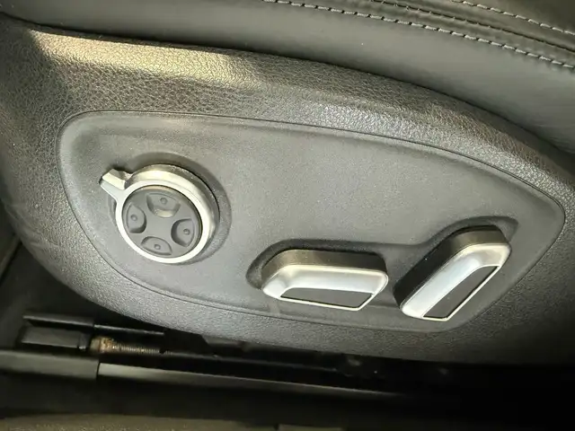 Audi A6 Avant view 12