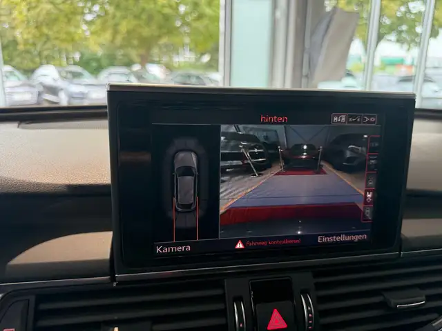 Audi A6 Avant view 18