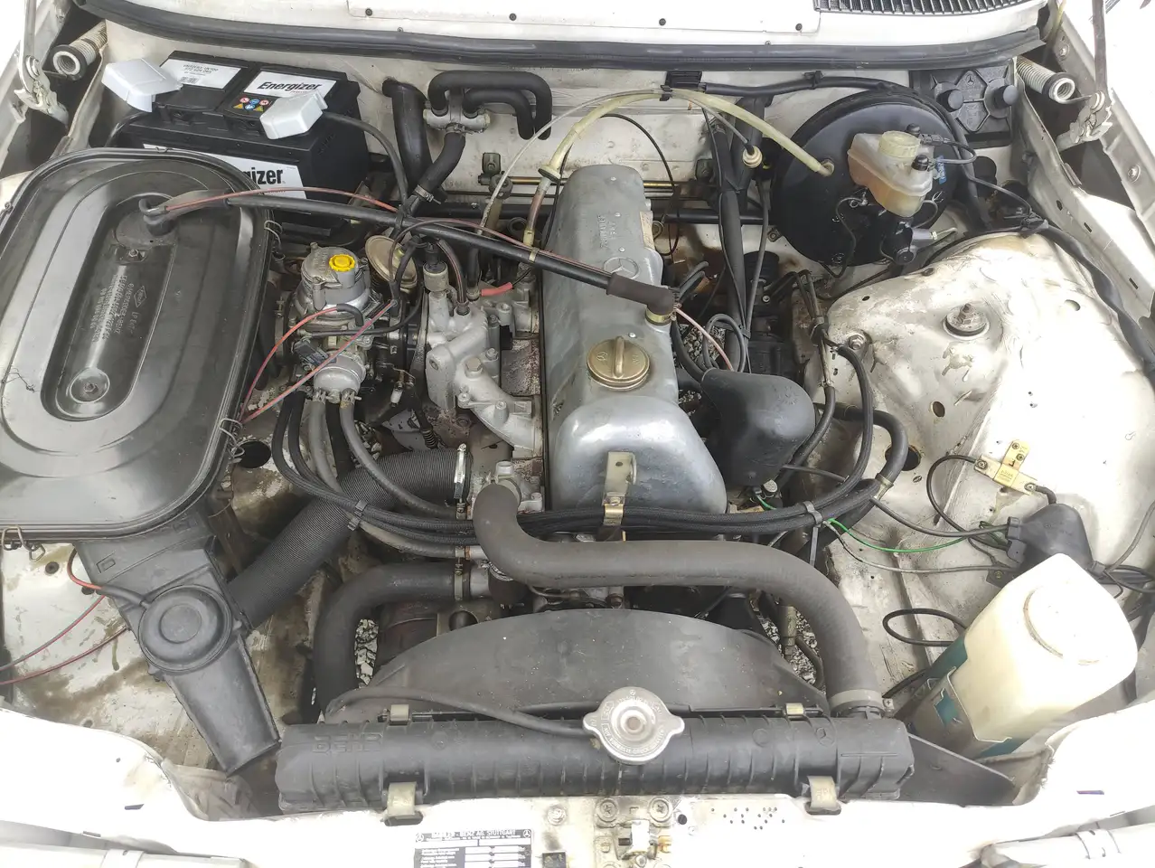 Mercedes-Benz 230, foto 7