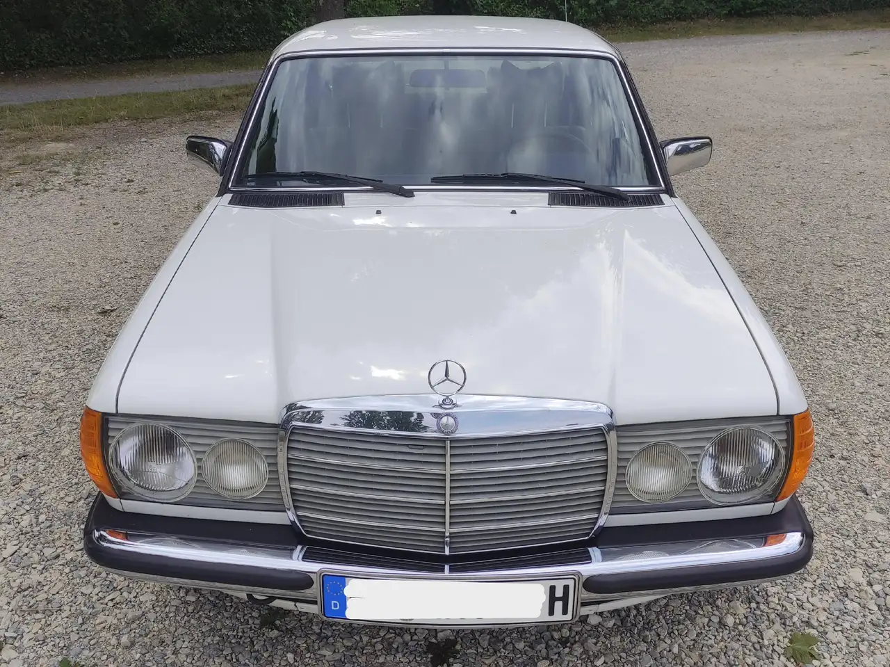 Mercedes-Benz 230, foto 4