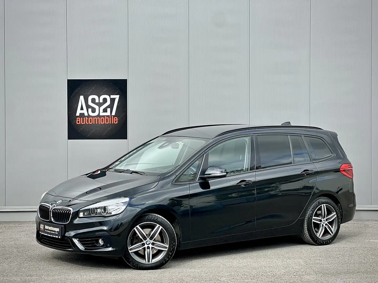 BMW 218 d Gran Tourer Sport Line Aut. Schwarz - 1