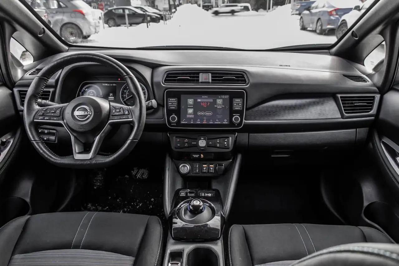 Nissan Leaf снимка Nissan Leaf