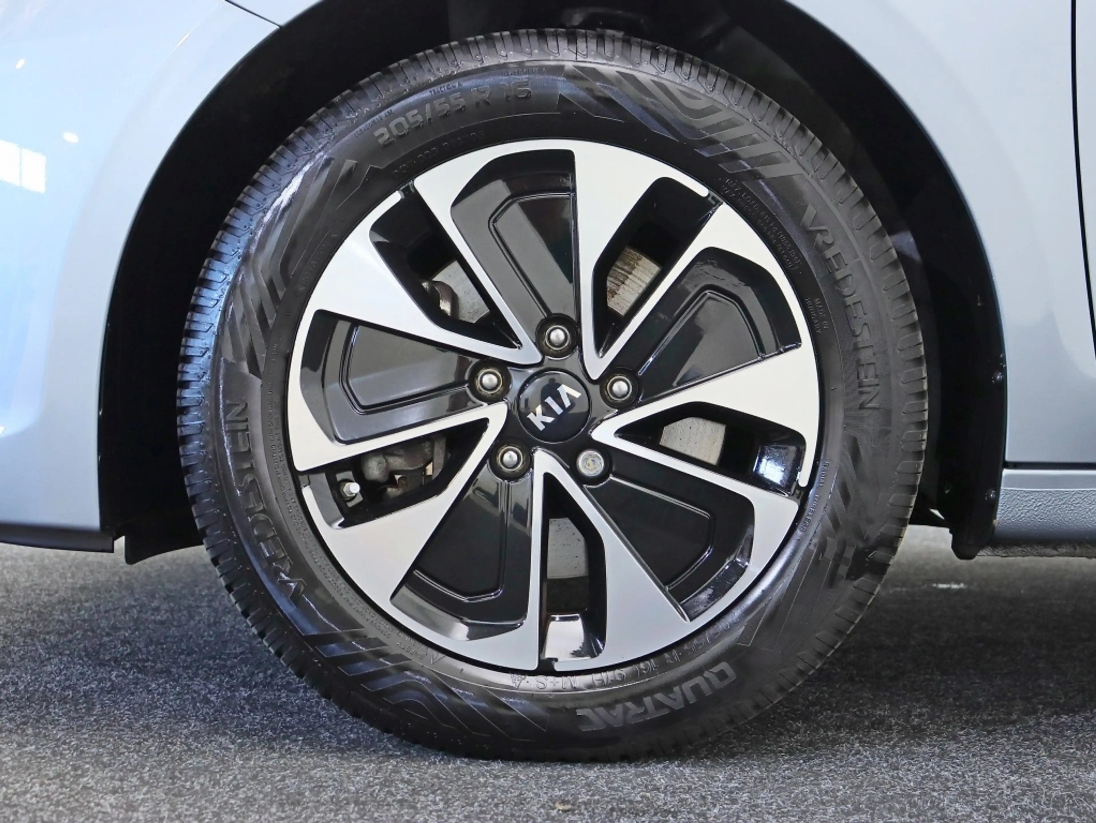 Kia Ceed SW / cee'd SW Sportswagon 1.6 GDI PHEV Dynamic PlusLine | All-se — photo 7