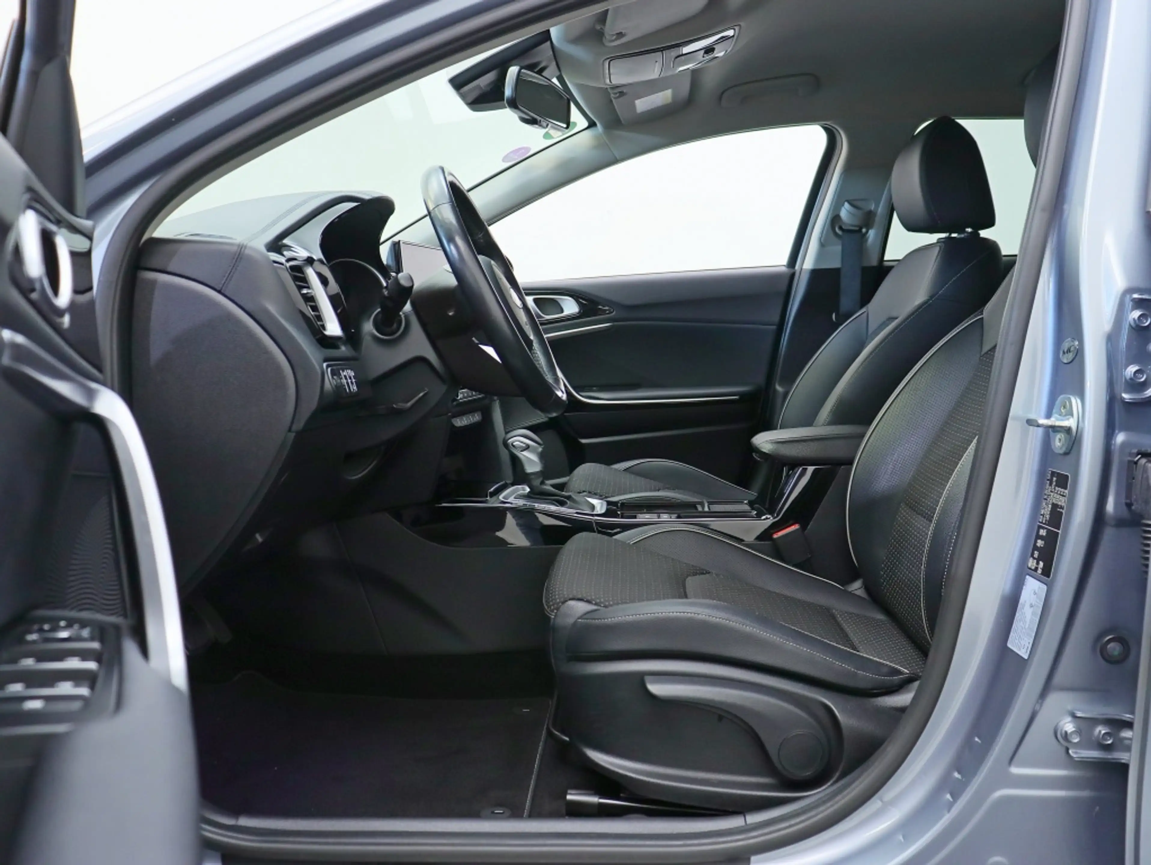 Kia Ceed SW / cee'd SW Sportswagon 1.6 GDI PHEV Dynamic PlusLine | All-se — photo 14