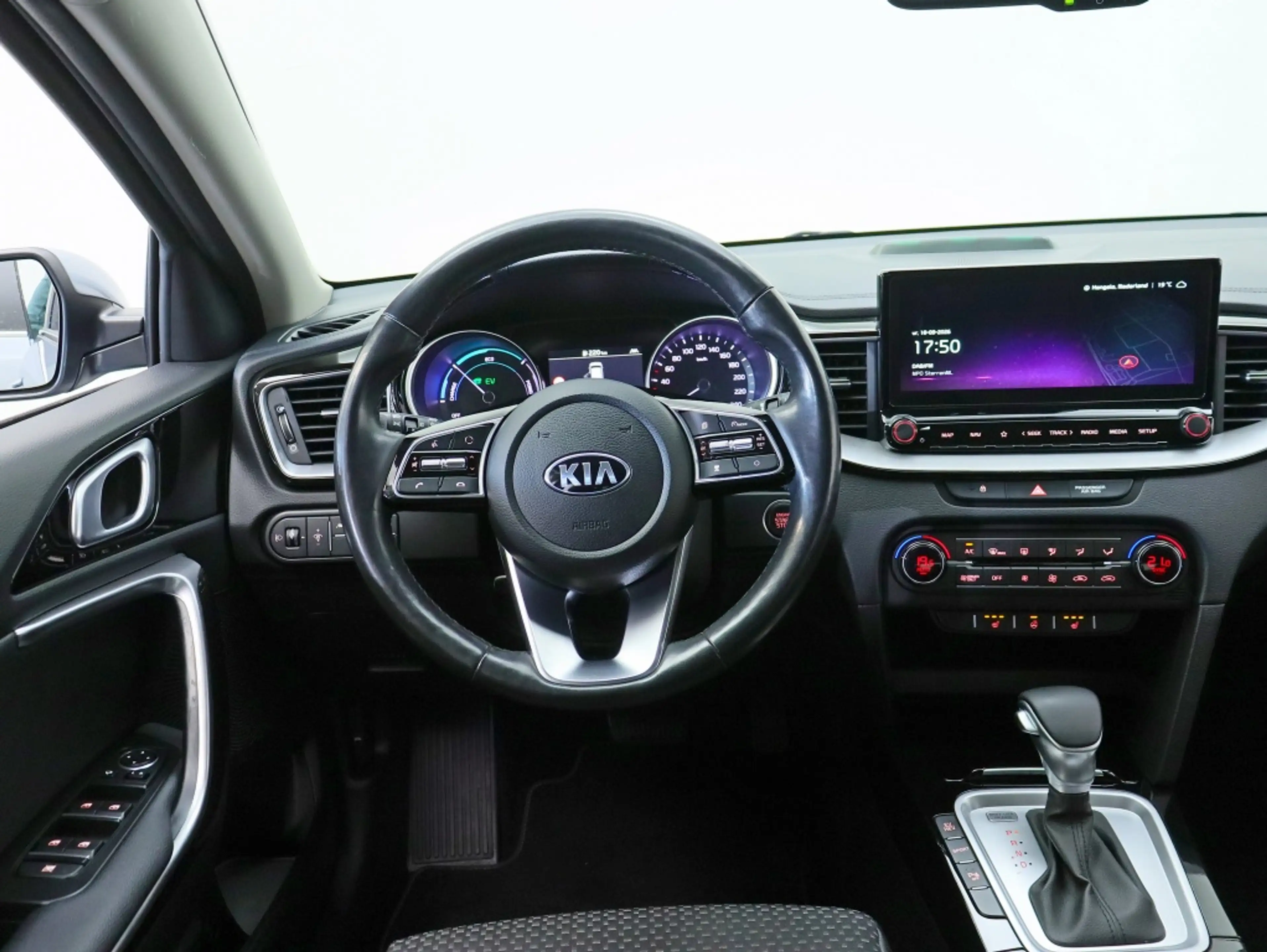 Kia Ceed SW / cee'd SW Sportswagon 1.6 GDI PHEV Dynamic PlusLine | All-se — photo 3