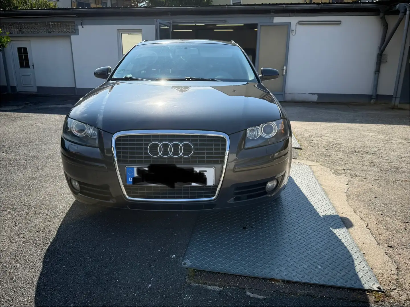 Audi A3 2.0 TDI Ambition (125kW) Grau - 2