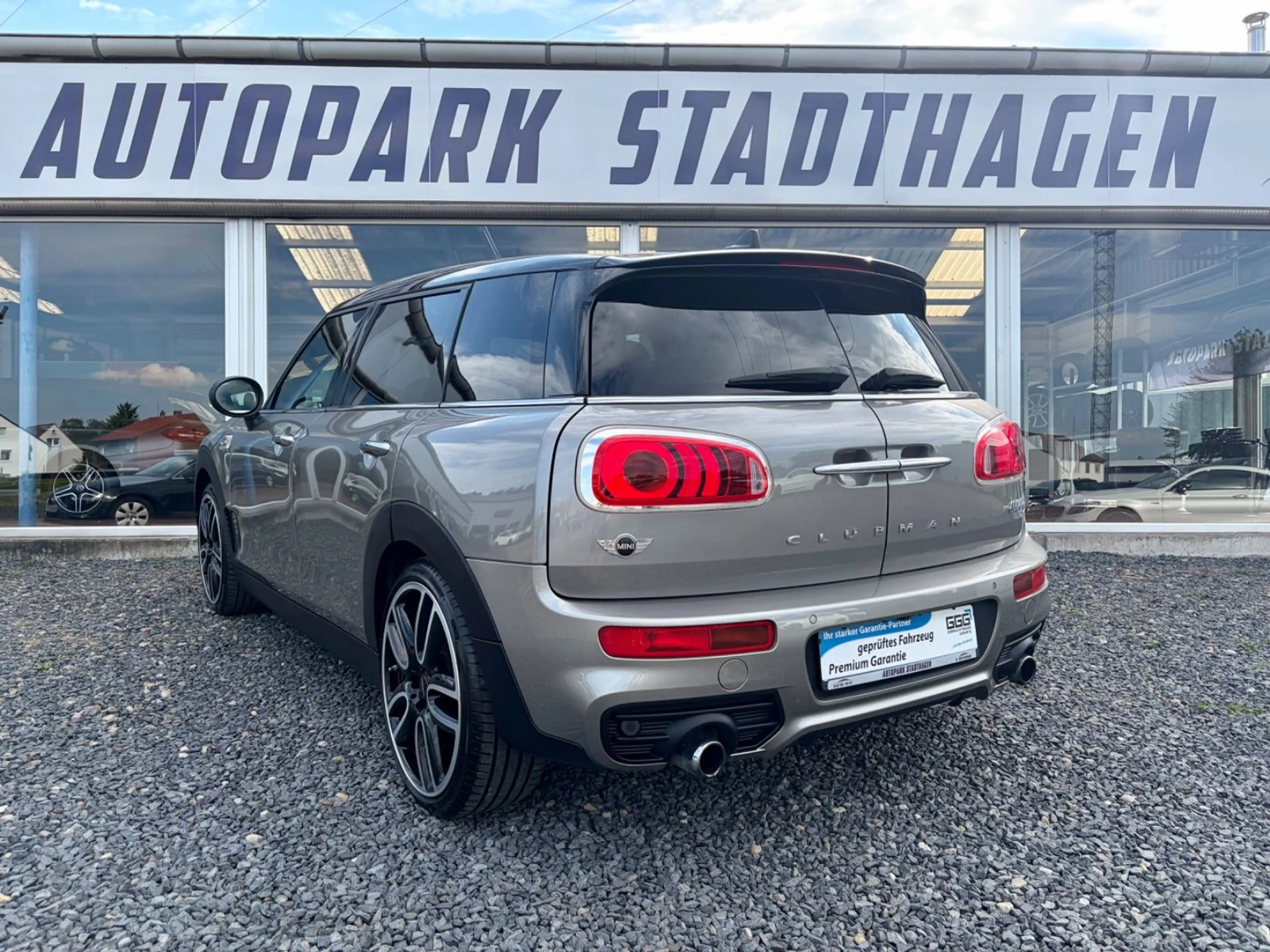 MINI Cooper S Clubman JCW PANO*KAMERA*H&K*LED* — photo 5