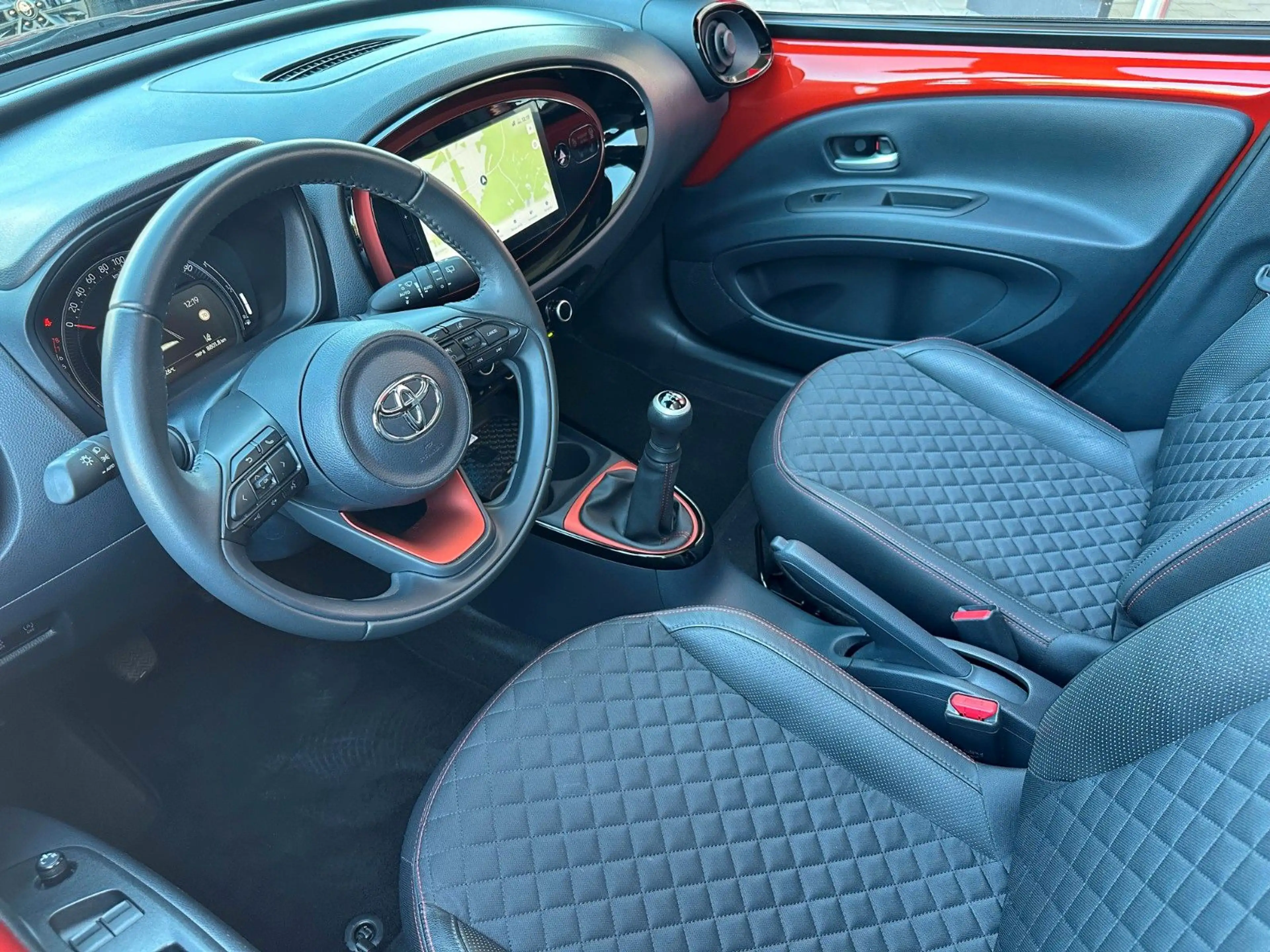 Toyota Aygo X Air Explore, NAVI, LED, KAMERA, A-CARPLAY — photo 8