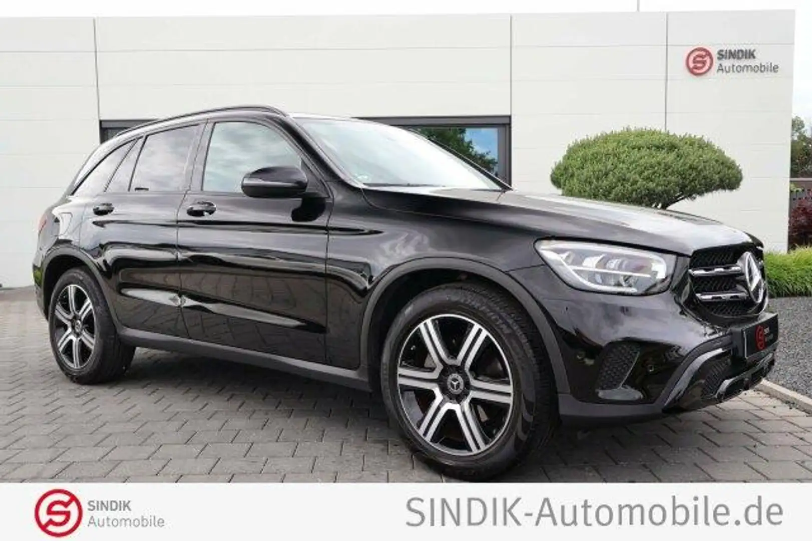 Mercedes-Benz GLC 200 4Matic NightPaket-Kamera-el.AHK-LEDNAVI- Schwarz - 2