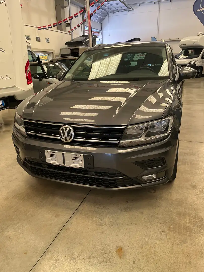 Volkswagen Tiguan 2.0 tdi Sport&Style 4motion 140cv Grigio - 1