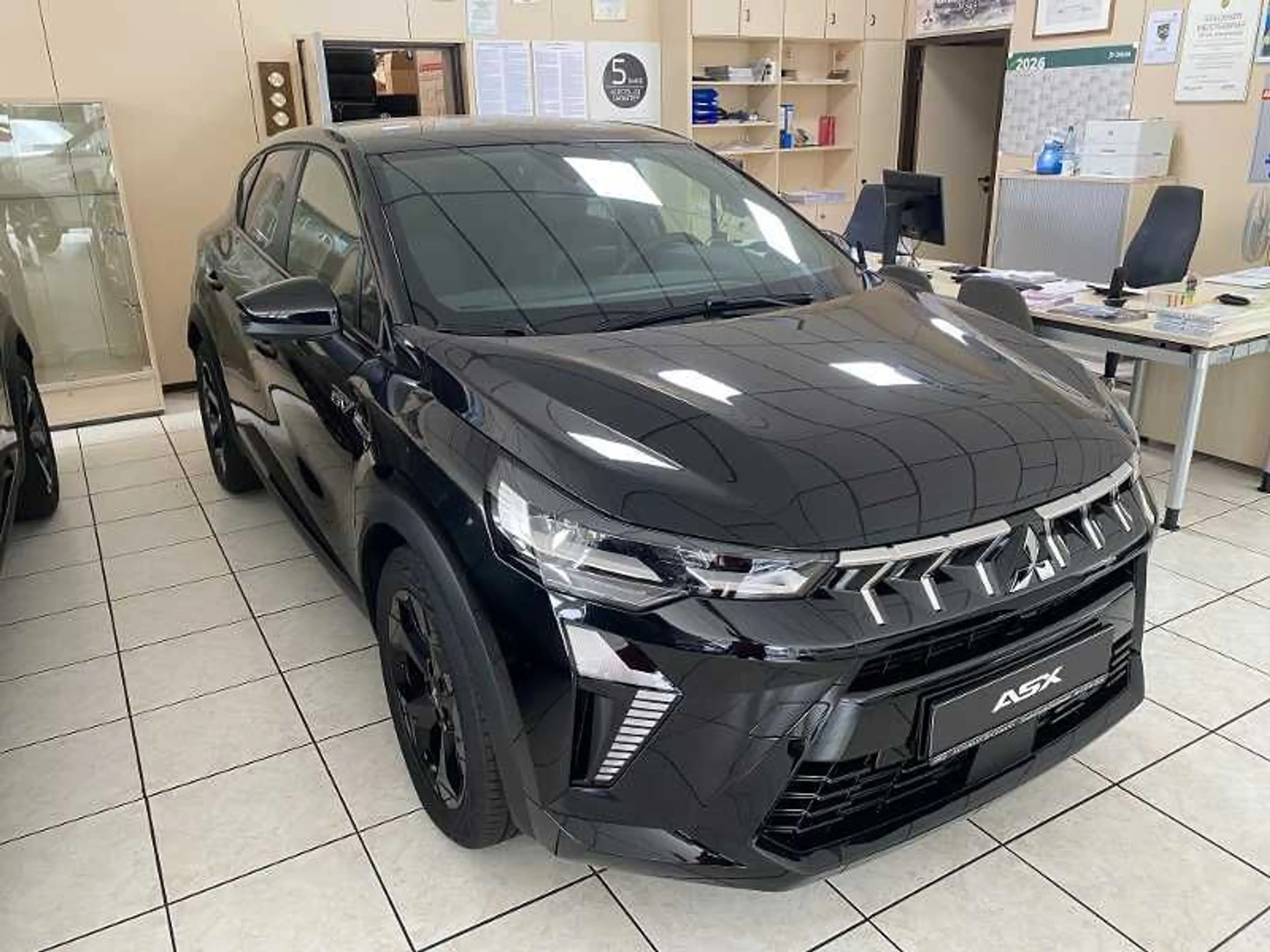 Mitsubishi ASX 1.8 Hybrid Black — photo 2
